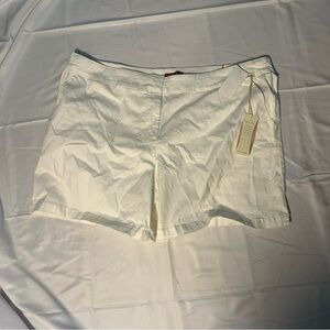 ReCreation White shorts plus size